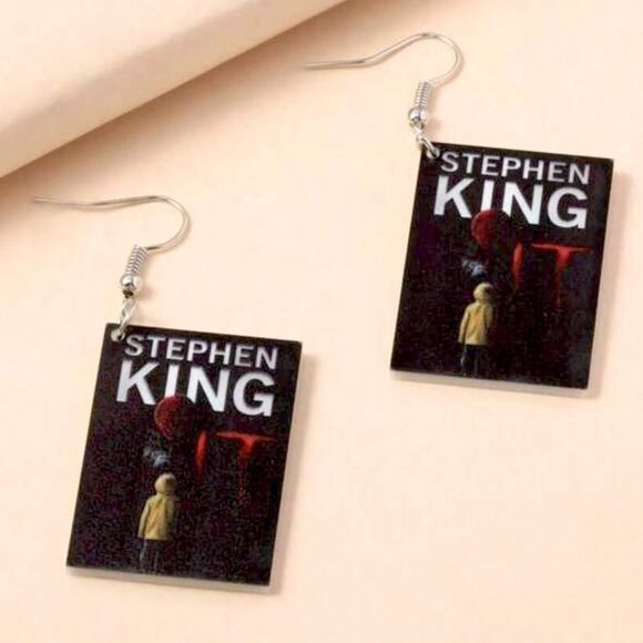 HALLOWEEN SALE Handmade Stephen King ‘IT’ Book Cover Earrings - Picture 1 of 4